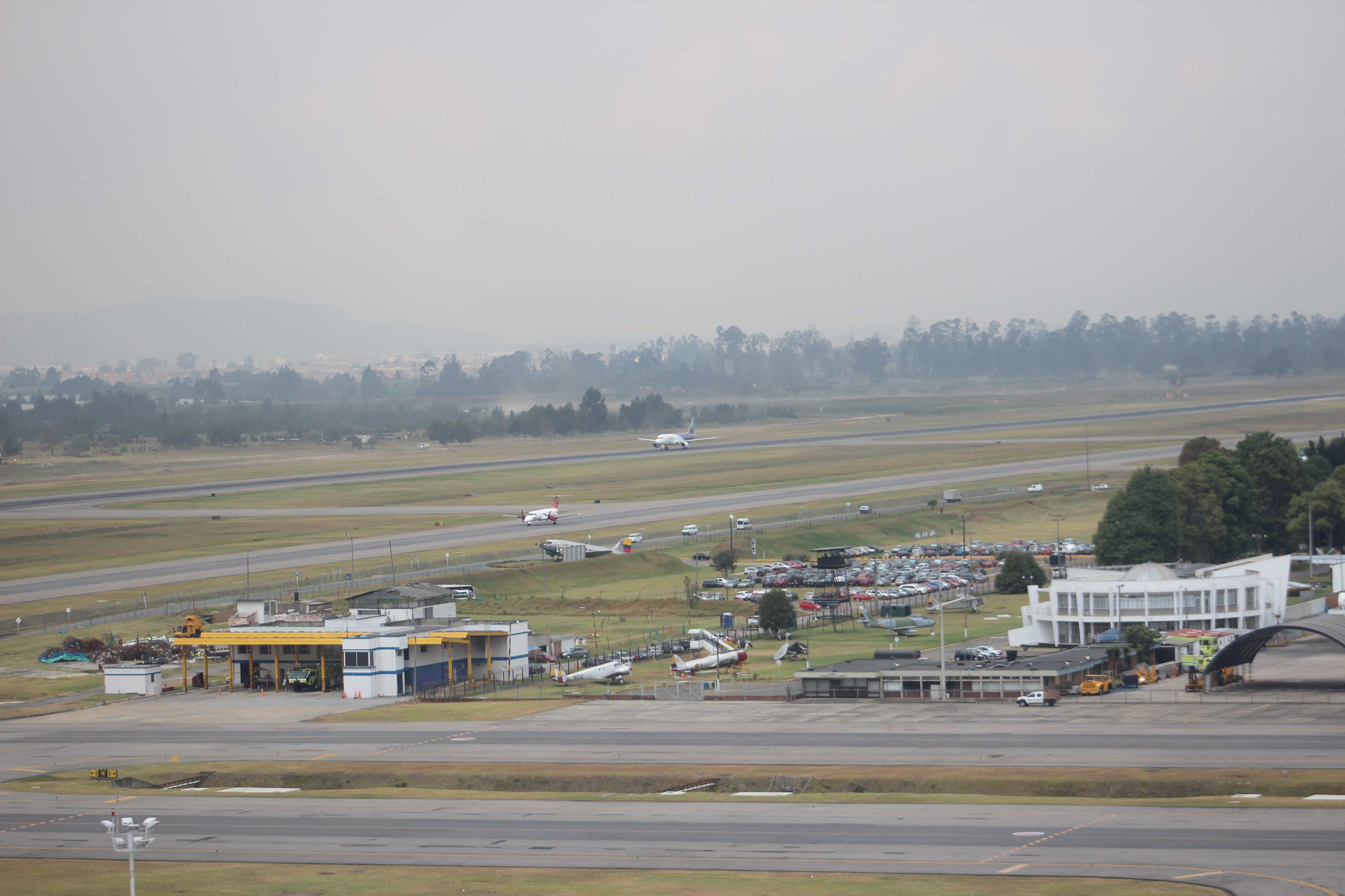 Gobierno fortalece conectividad aérea en Colombia
