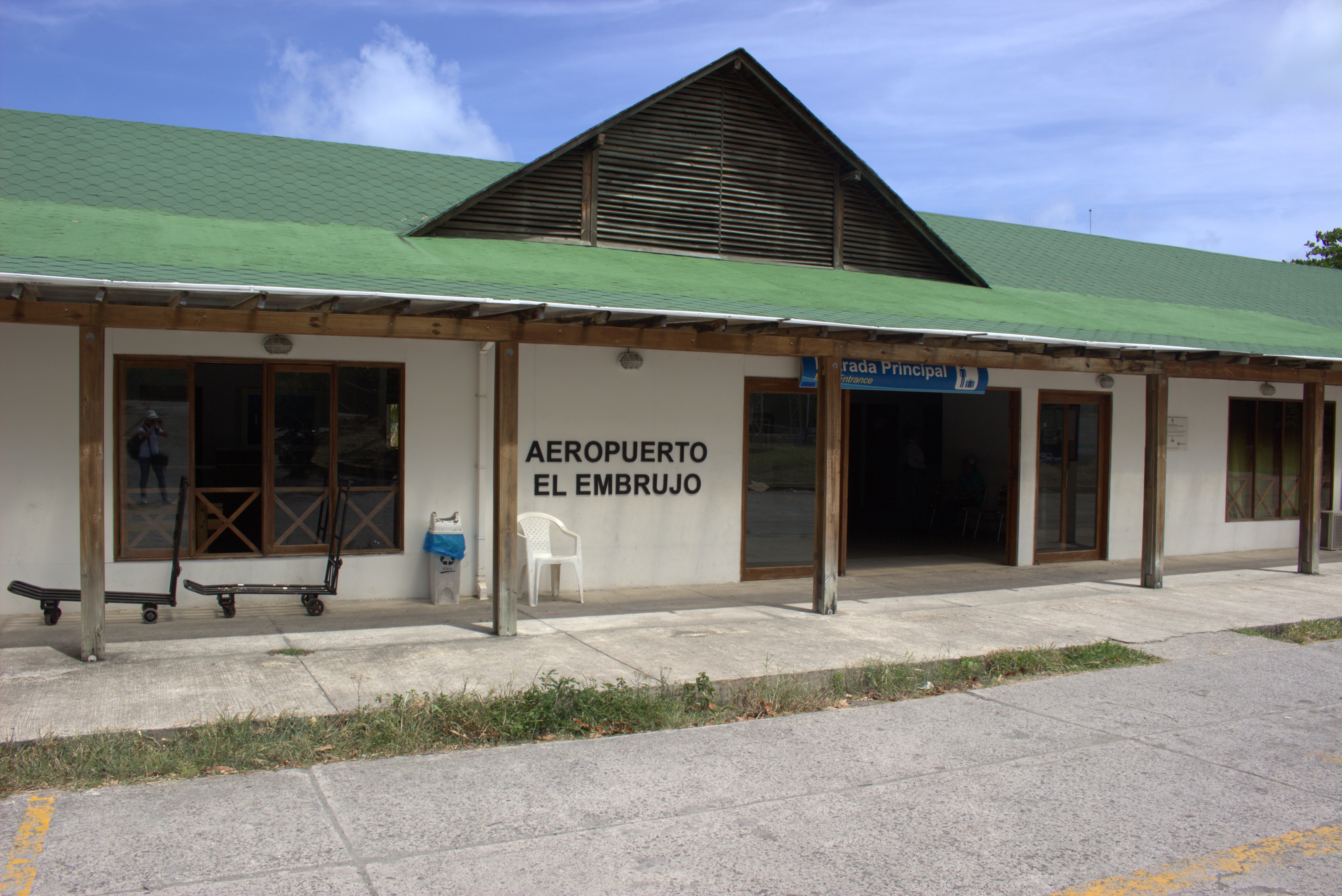 Pista del Aeropuerto El Embrujo de Providencia será repavimentada en su totalidad este año 