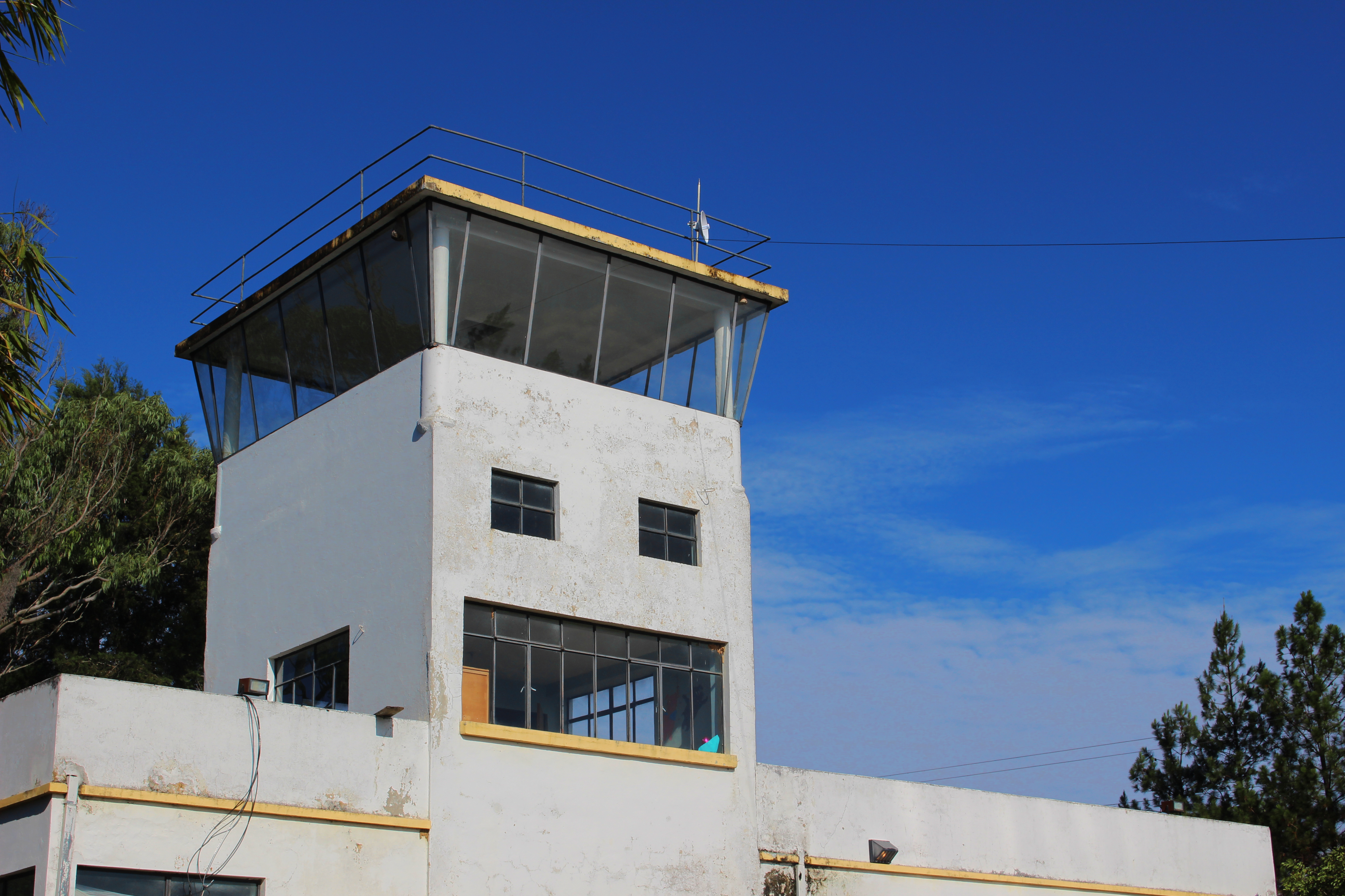 Aerocivil firma convenio con Alcaldía de San Gil, Santander para la modernización del aeropuerto Los Pozos