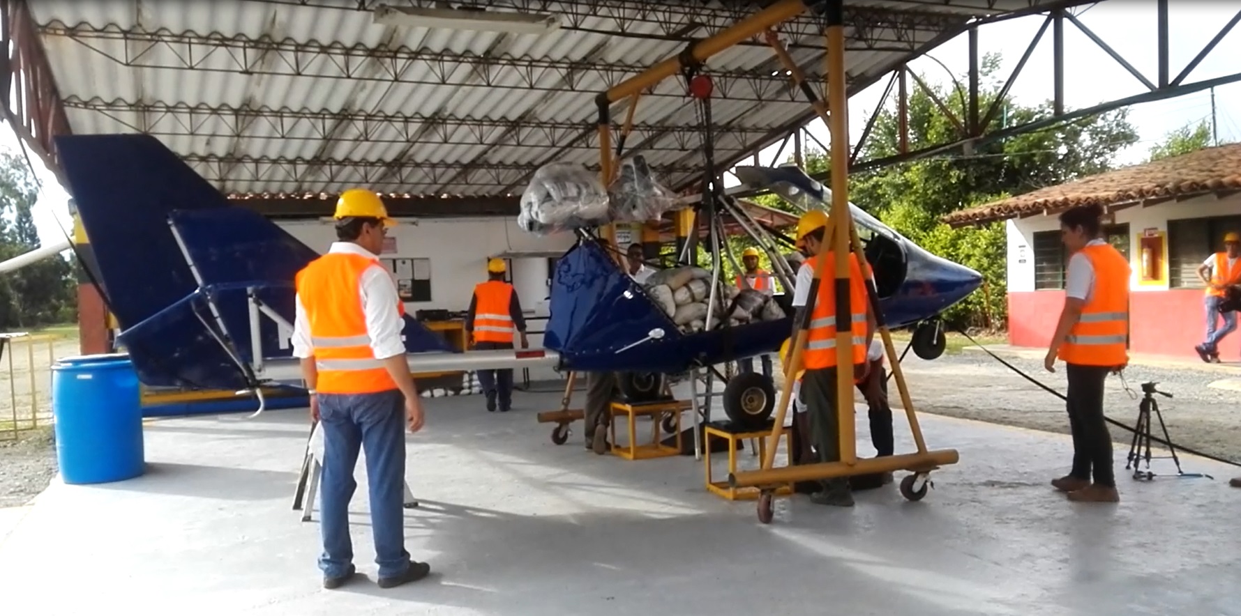 Aerocivil acompaña proyectos de diseño y fabricación de aeronaves para el sector agrícola