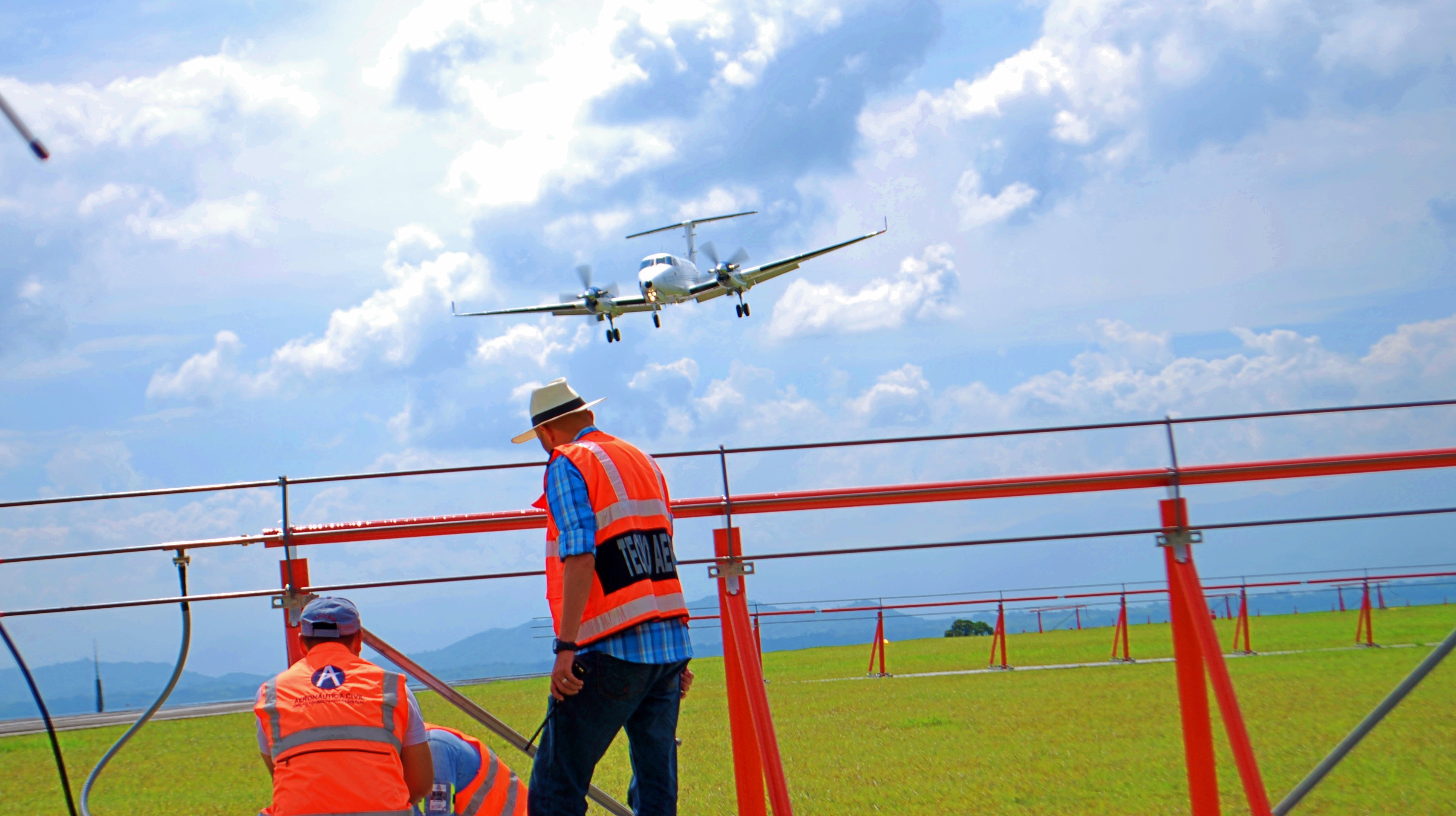 Aeropuerto Matecaña ya cuenta con radio ayuda que permite aterrizaje de aeronaves en difíciles condiciones meteorológicas