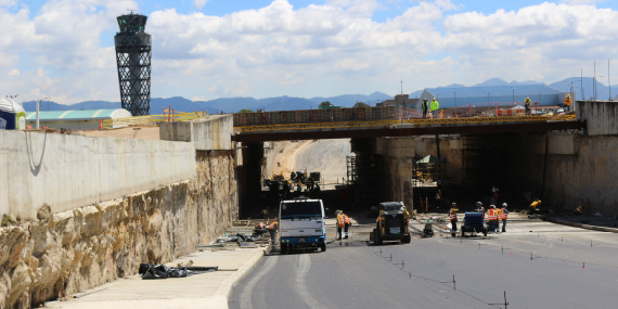 fotografía de Obras en el aeropuerto el Dorado calle de Rodaje Lima